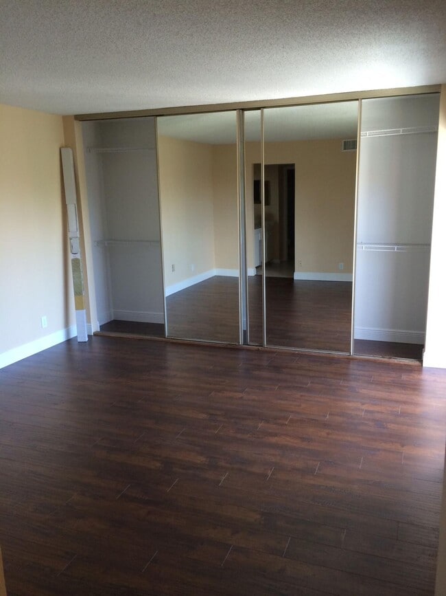 Photo - 2160 White Pine Cir