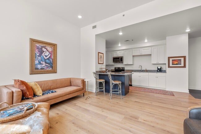 The Grad Luxury Apartments