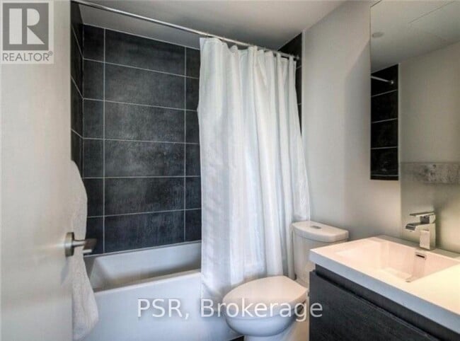 Photo - 1030 King St W Unité 1203