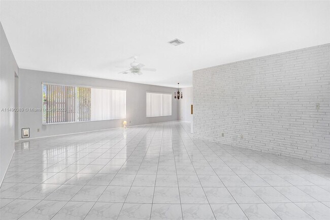 Photo - 1237 Wiley St