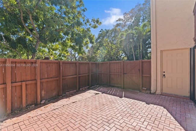 Photo - 6907 SW 115th Pl Unit D40