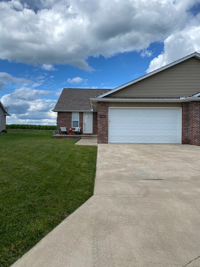 Photo - 103 Scenic Dr