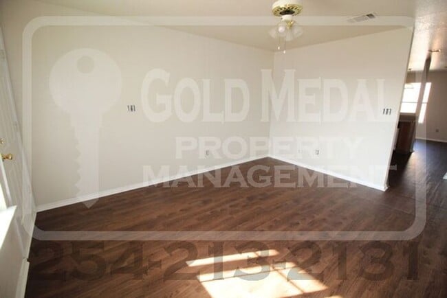 Photo - 3401 Barcelona Dr