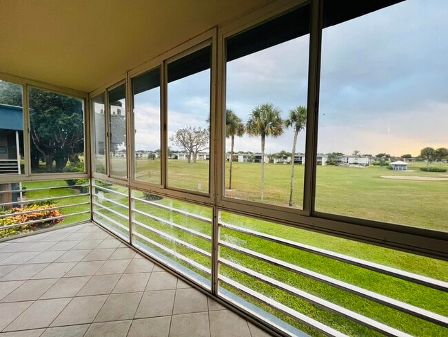 Photo - 82 Normandy Ln