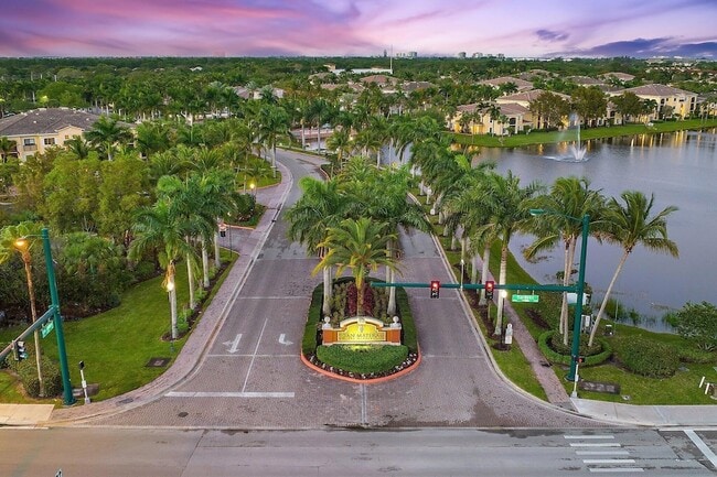 Photo - 2807 Veronia Dr Unit 114