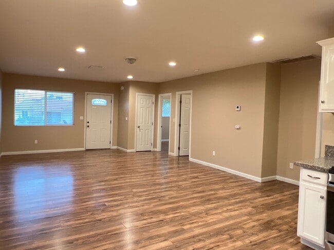 Photo - Northeast Bakersfield