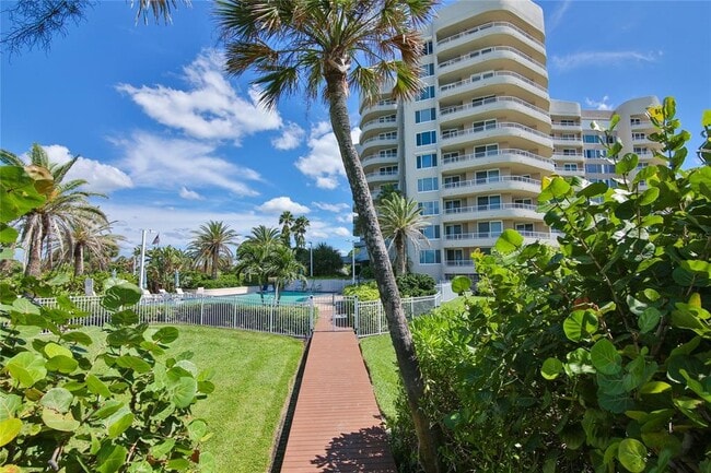 Building Photo - 775 Longboat Club Rd Unit 904