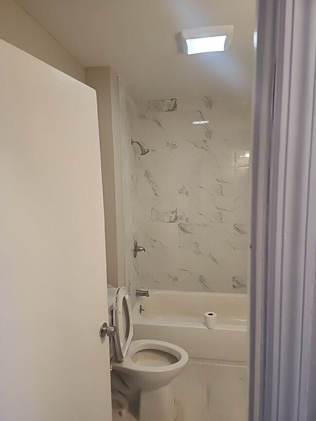 Photo - 36 Whitmore St Unit 2W