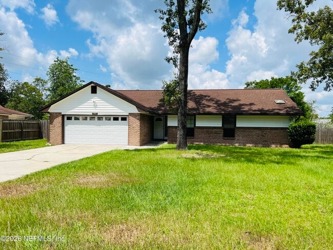 Building Photo - 780 Ashwood St