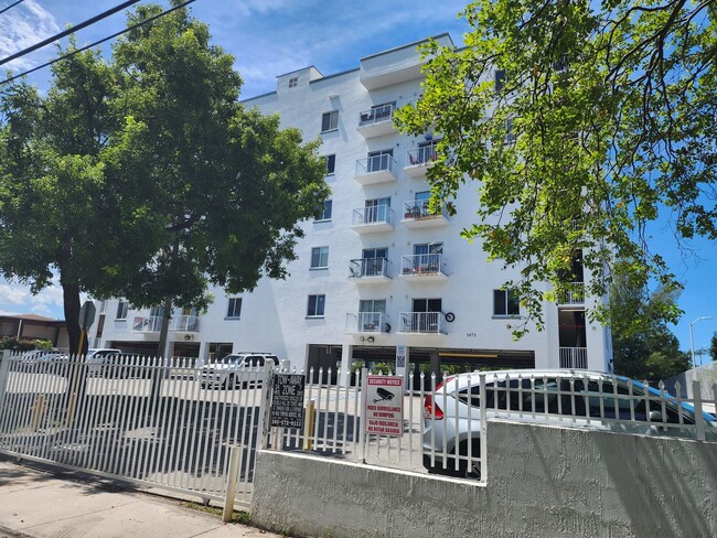 Photo - Cedars Apartments