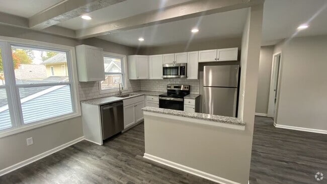 Building Photo - 1101 S Main St Rental