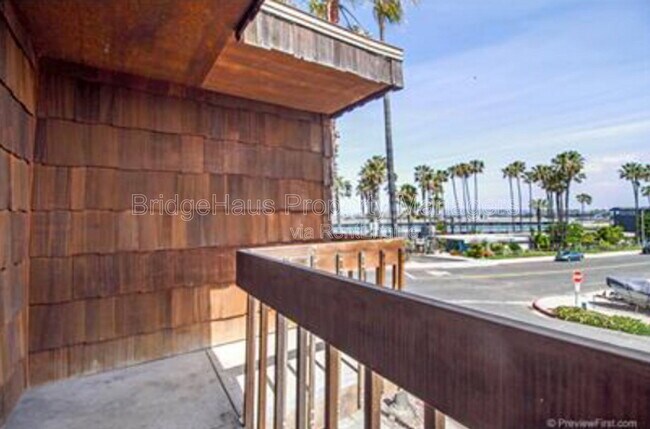 Photo - 5155 W Point Loma Blvd Unit Apt 11