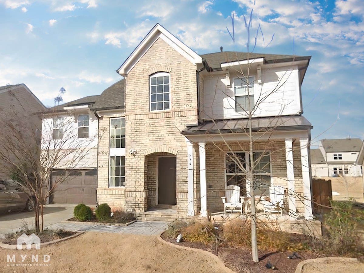 Photo - 556 Spire Bnd