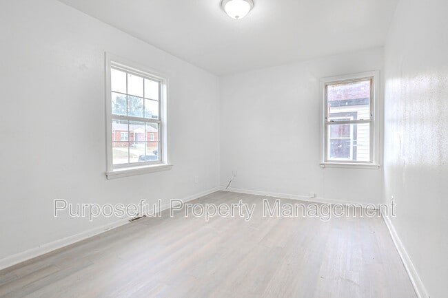 Photo - 3128 NE 15th St