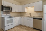 2BR, 1BA - 700SF - Kitchen