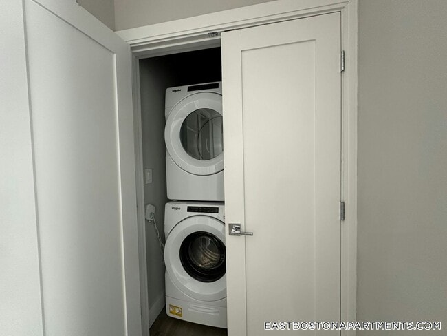 Photo - 656 Saratoga St Unidad 308