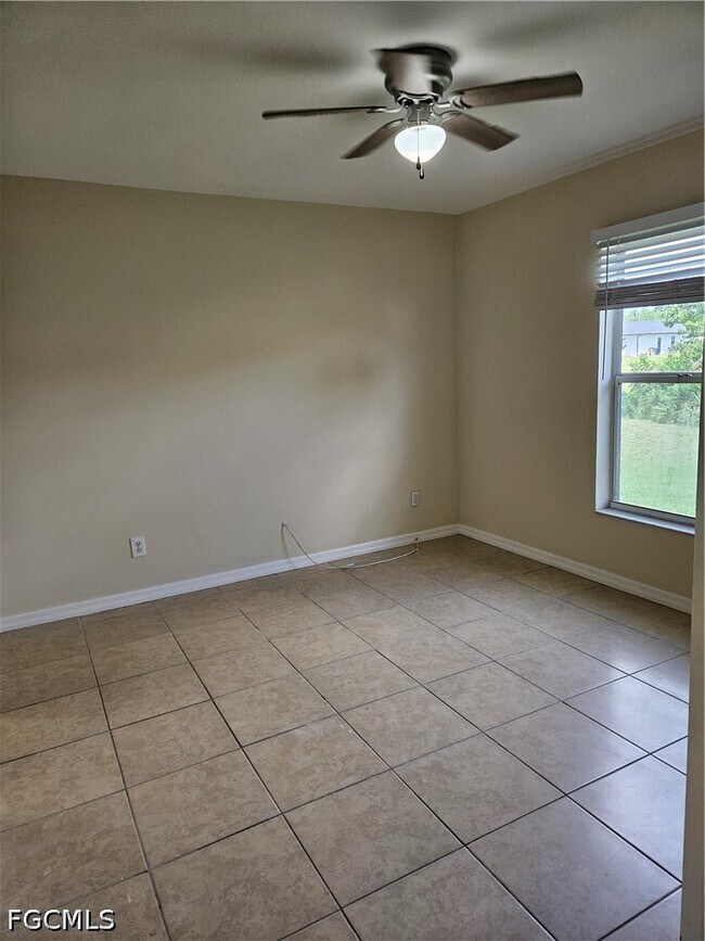 Photo - 4316 9th St W