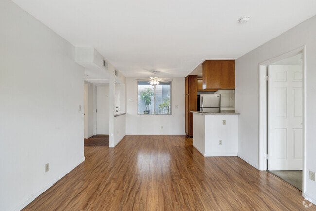 2BD, 2BA - 1,175SF - Living Room - Reeves Street Apartments