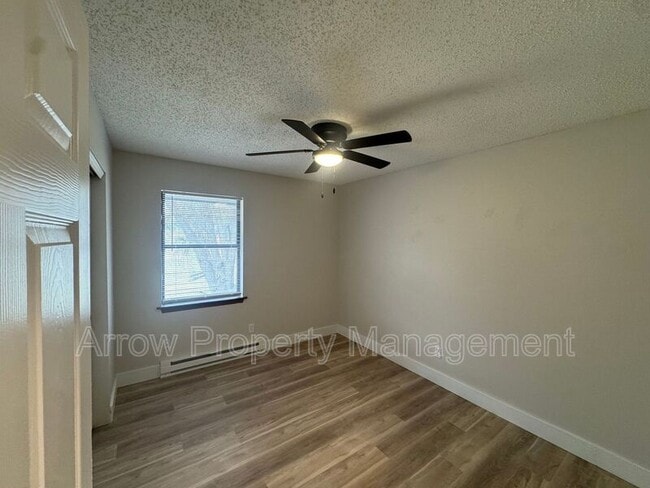 Photo - 606 S 7th St