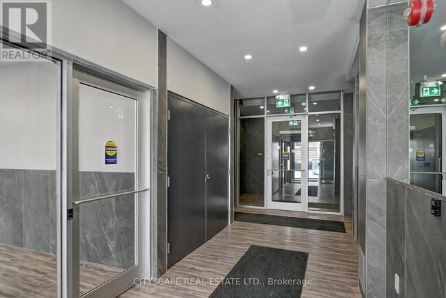 Photo - 408 Dundas St S Unit 212