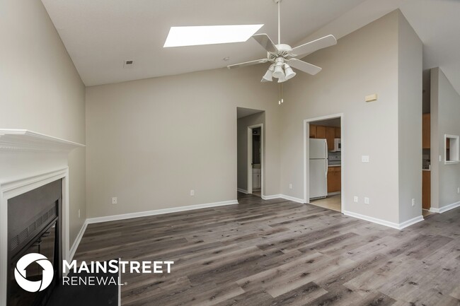 Photo - 1704 Dunneman Ct