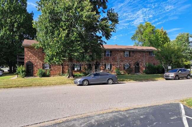 Building Photo - 1202 E Walford Dr Unit 2