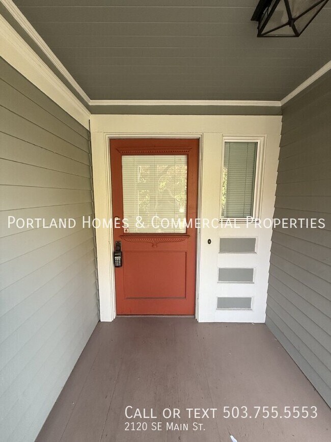 Discover Urban Living at Its Best Spaciou... Apartment Portland, OR