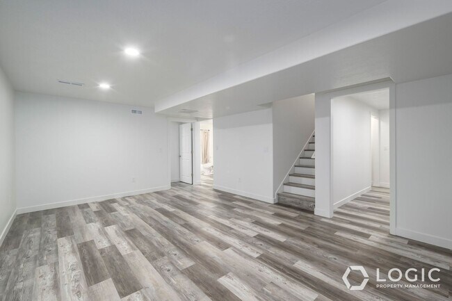5075 Rustic Patch Rd Unit Downstairs