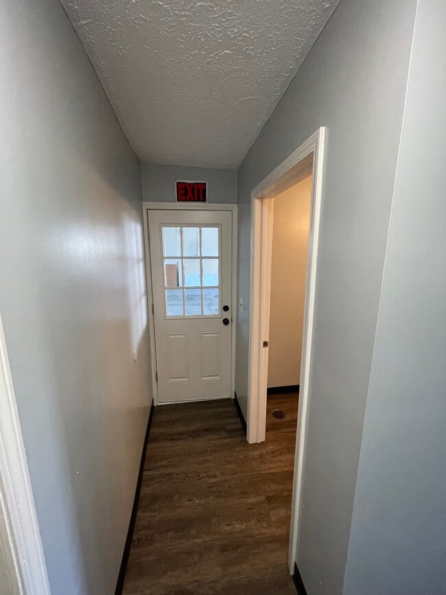 Photo - 225 1/2 S Main St