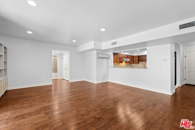 Photo - 8238 W Manchester Ave Unit 209