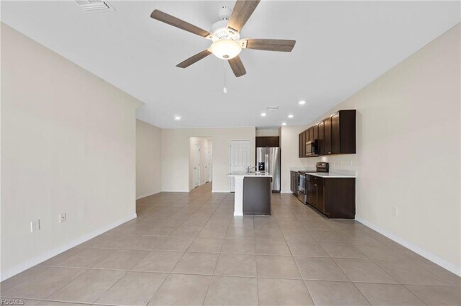 Photo - 15848 Wildflower Cir