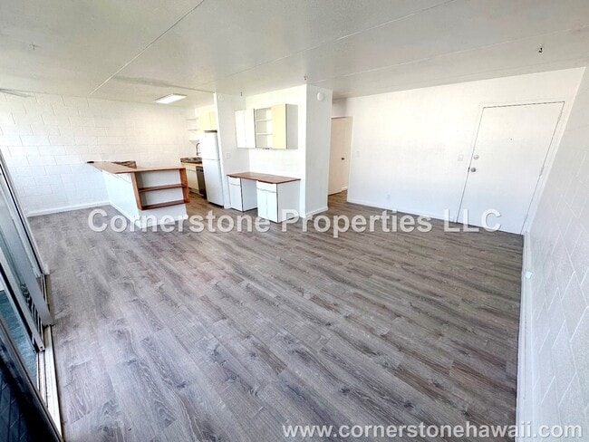 95-031 Kuahelani Ave