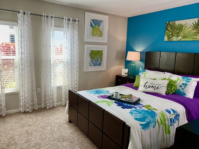 Photo - Contempo Lane