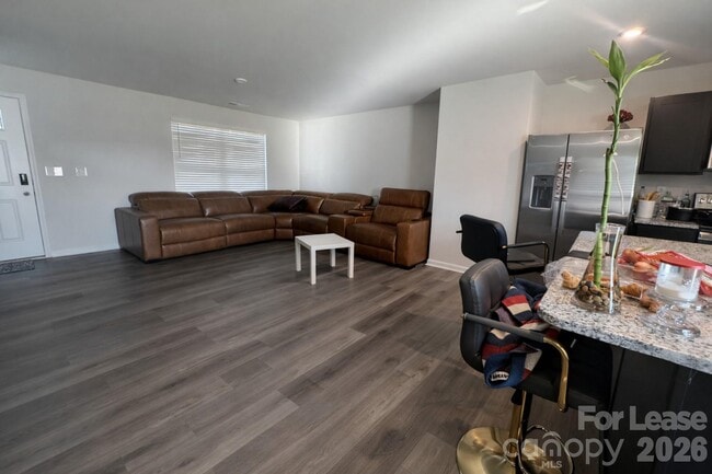 Photo - 6006 Silverwing Dr