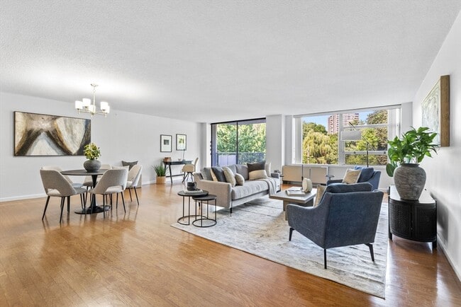 Building Photo - 80 Park St Unit 23