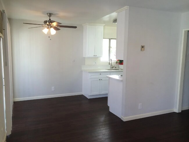 Photo - 14718 Magnolia Blvd Unit 7