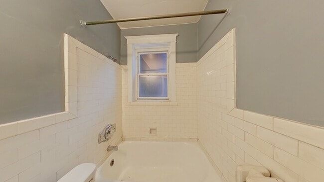 Photo - 1008 Tamm Ave Unit 1F