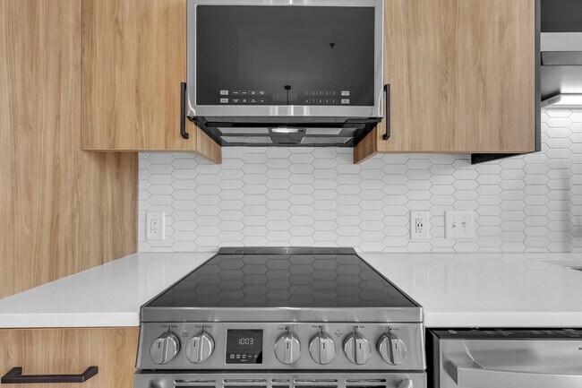 567 Ponce De Leon Ave NE Unit 405, Atlanta, GA 30308