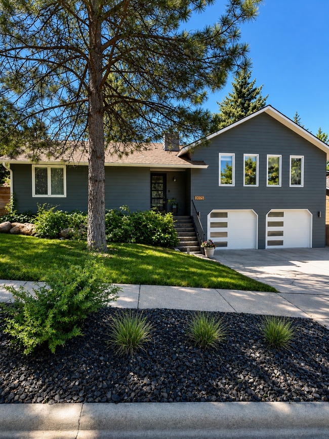 Photo - 2075 E Mortimer Dr