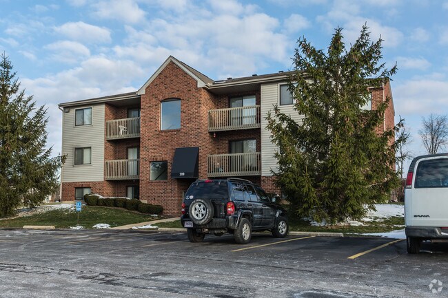 Oak Wood Apartments