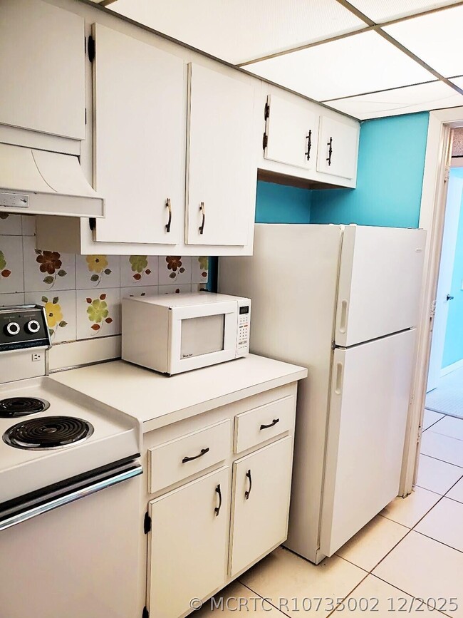 Photo - 4156 Inverrary Dr Unit 305