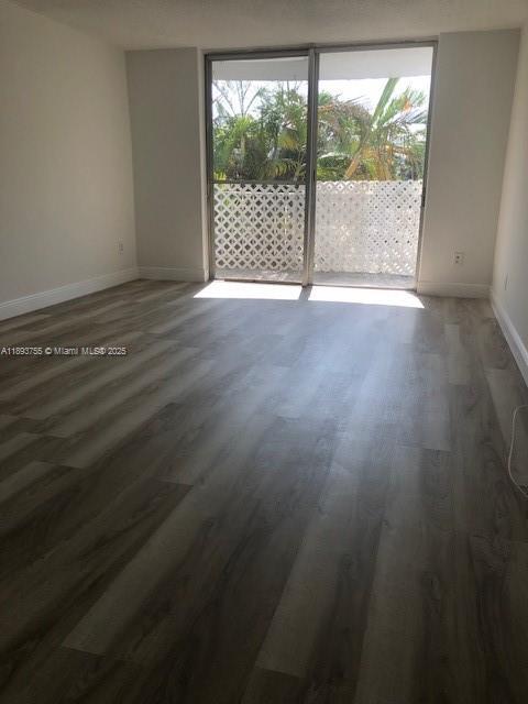 Photo - 494 NW 165th St Unidad C-203