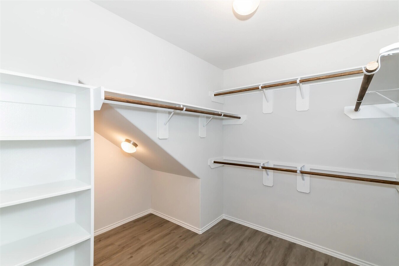 Photo - 25408 Claremont Hills Ln