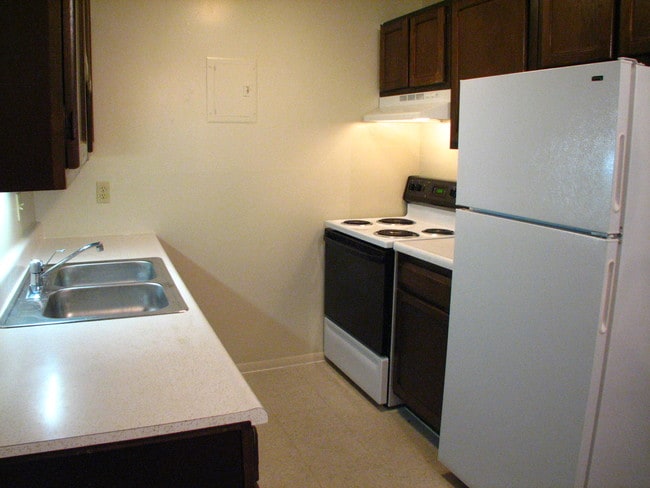 Photo - Sherwood Forest Apartments