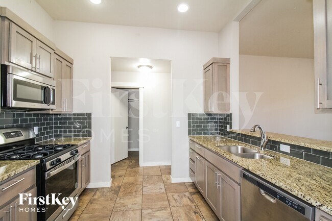 Photo - 1612 Penn Ln