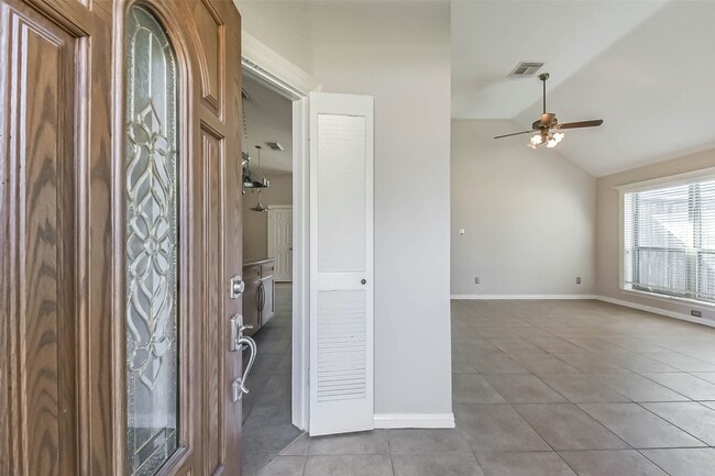 Photo - 2533 Potomac Dr