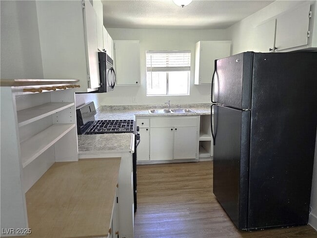 Photo - 1708 Cordoba Ln Unidad D