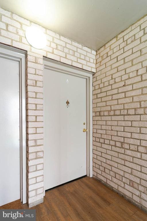 Building Photo - 37 Canterbury Square Unit 302