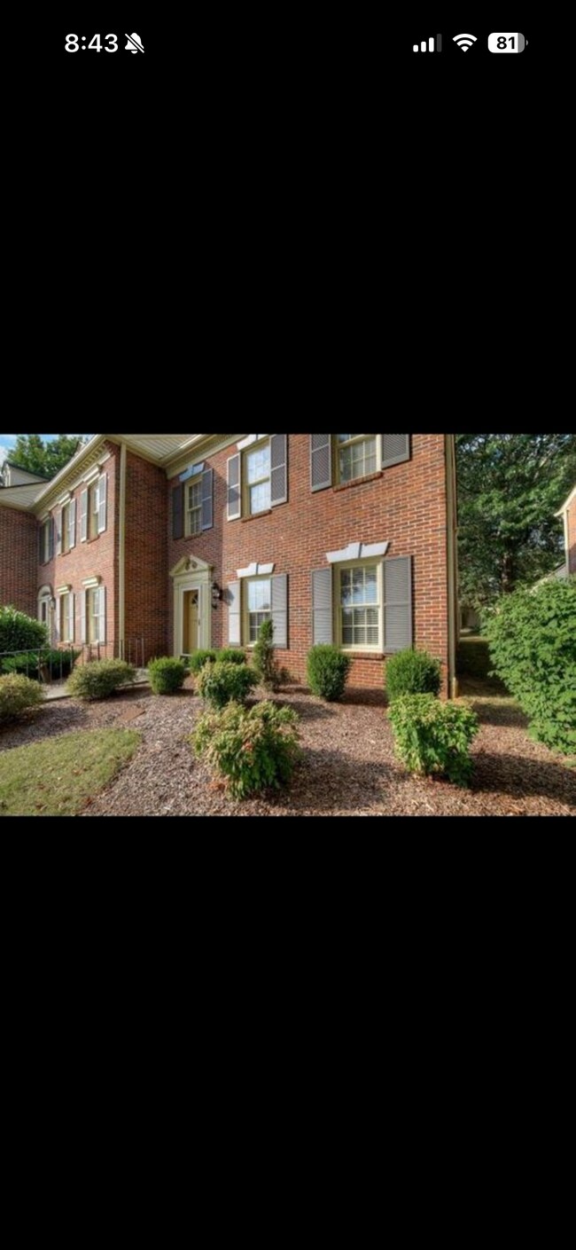 Photo - 603 E Mountcastle Dr