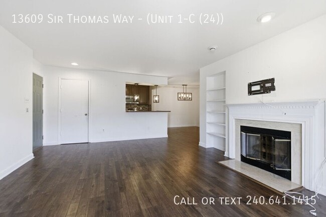 Photo - 13609 Sir Thomas Way